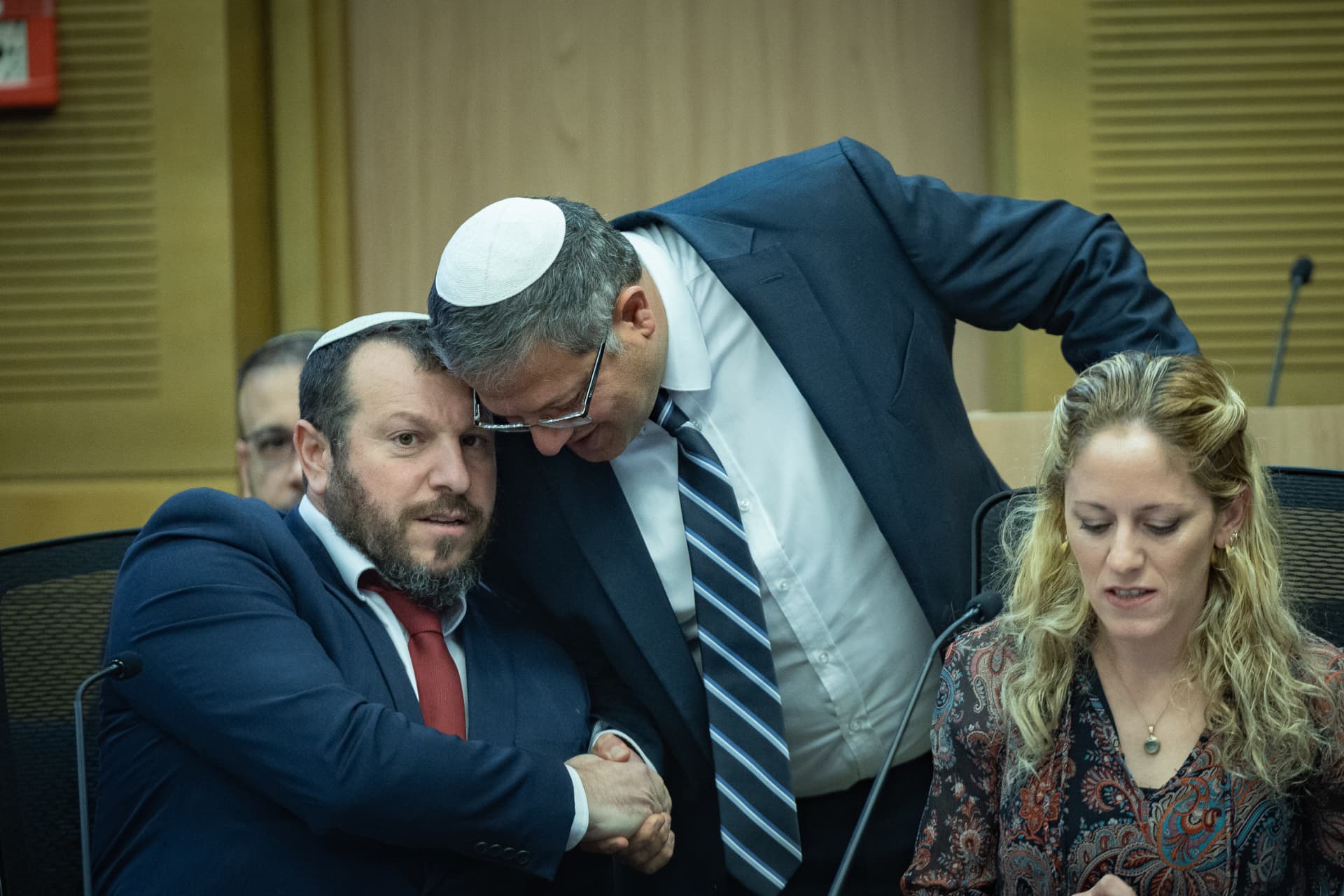 השרים איתמר בן גביר ועמיחי אליהו במהלך ההכרזה על איתור האלטלנה